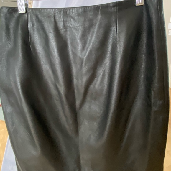 Prada soft leather  skirt - Picture 6 of 8
